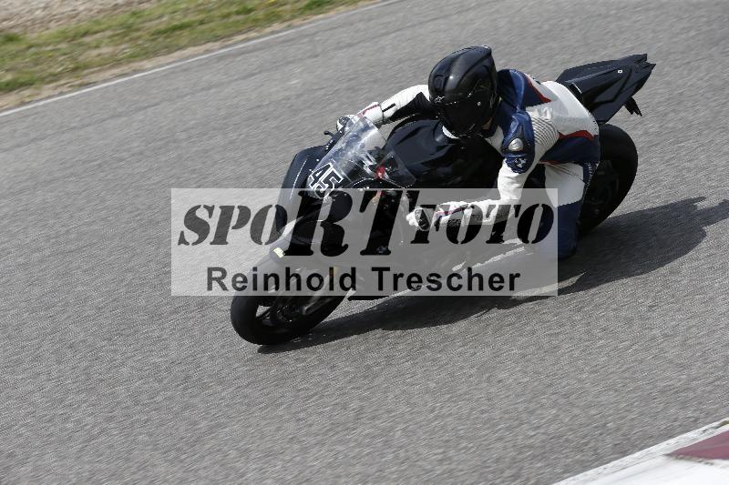 /10 20.04.2026  Pluess Moto Sport ADR/Einsteiger/45